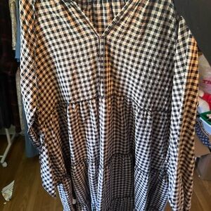 chic Black & Cream Gingham Tiered Dress